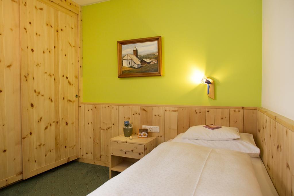 Hotel Appartement Roggal Lech Chambre photo